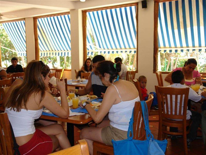 ホテル Portofino Complex Playa El Agua エクステリア 写真